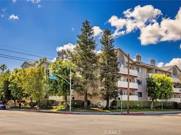 14050 Magnolia Blvd, Sherman Oaks, CA 91423