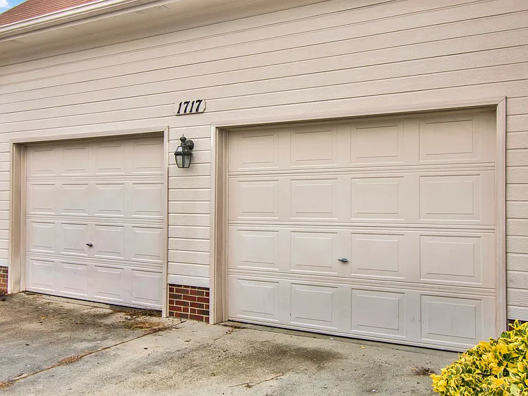 1717 Nuthatch Rd — Photo 26