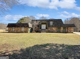 107 Stratford Ct, Peachtree City, GA