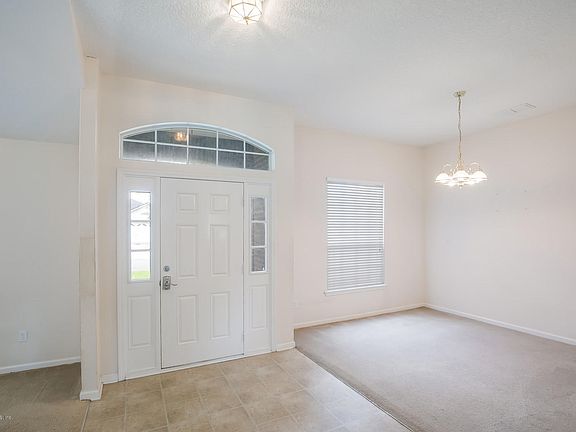 4th image of 1425 Canopy Oaks Dr