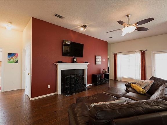 3rd image of 1507 Sadie Ct