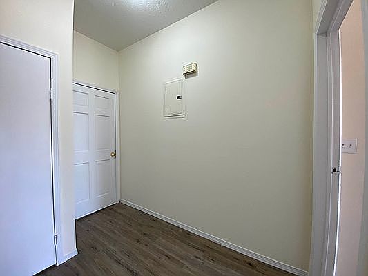 3rd image of 114-32 Farmers Blvd #F2