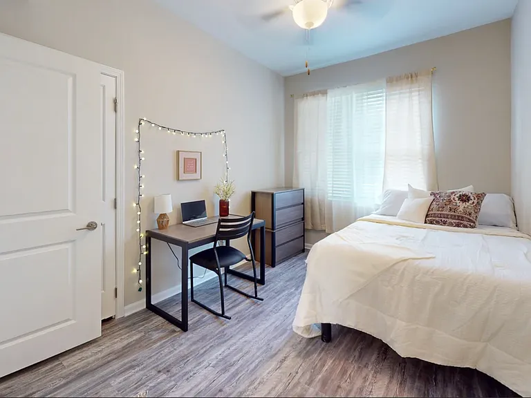 Bedroom with Desk Bedroom with Desk