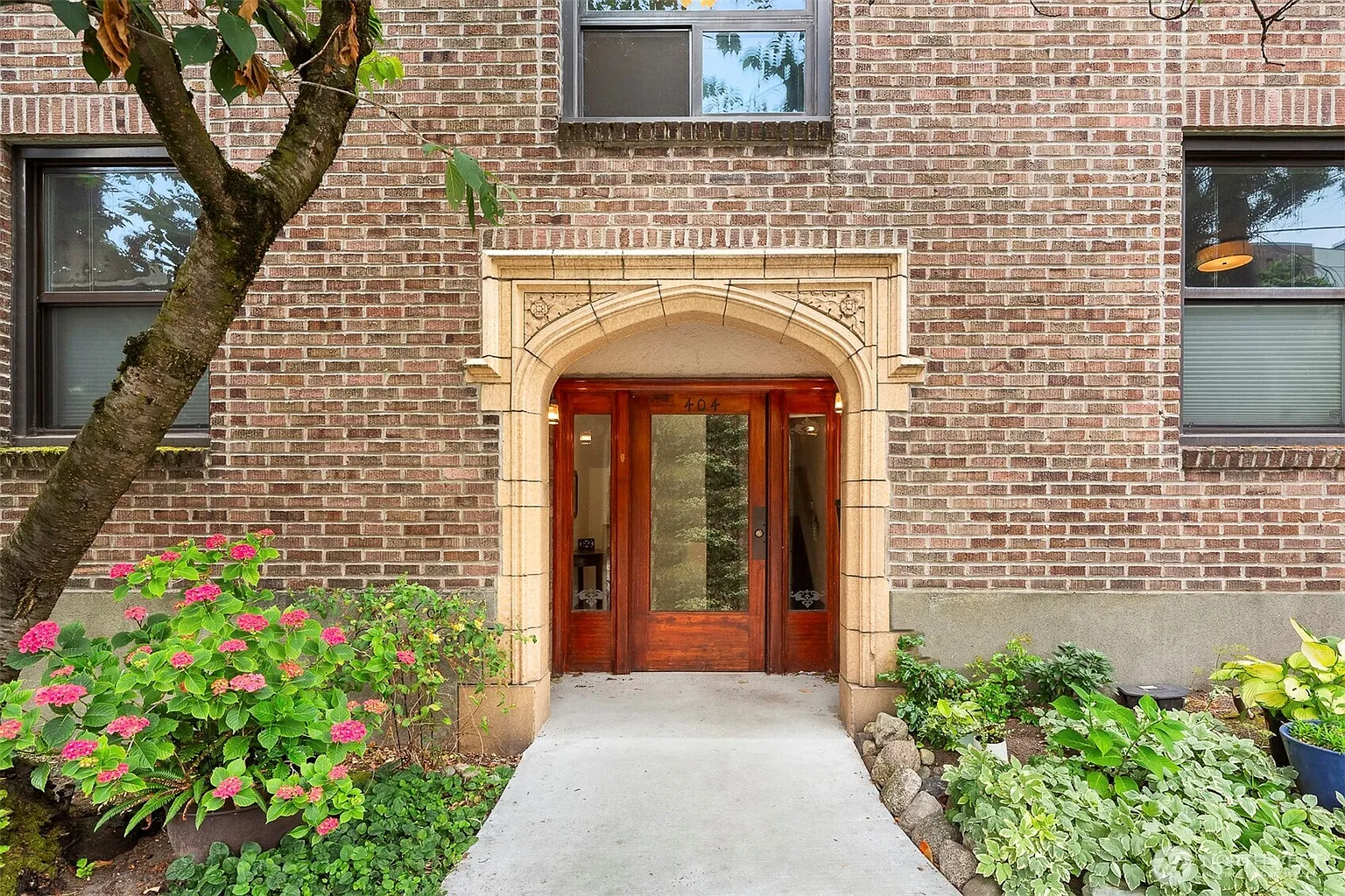 404 E Harrison Street #301 photo 1