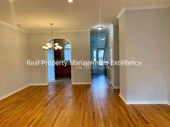 4th image of 110 Caribbean Ct