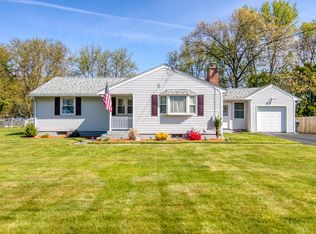 86 Wrenwood St, Springfield, MA 01119