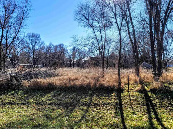 201 E 6th St, Oconto, NE 68860