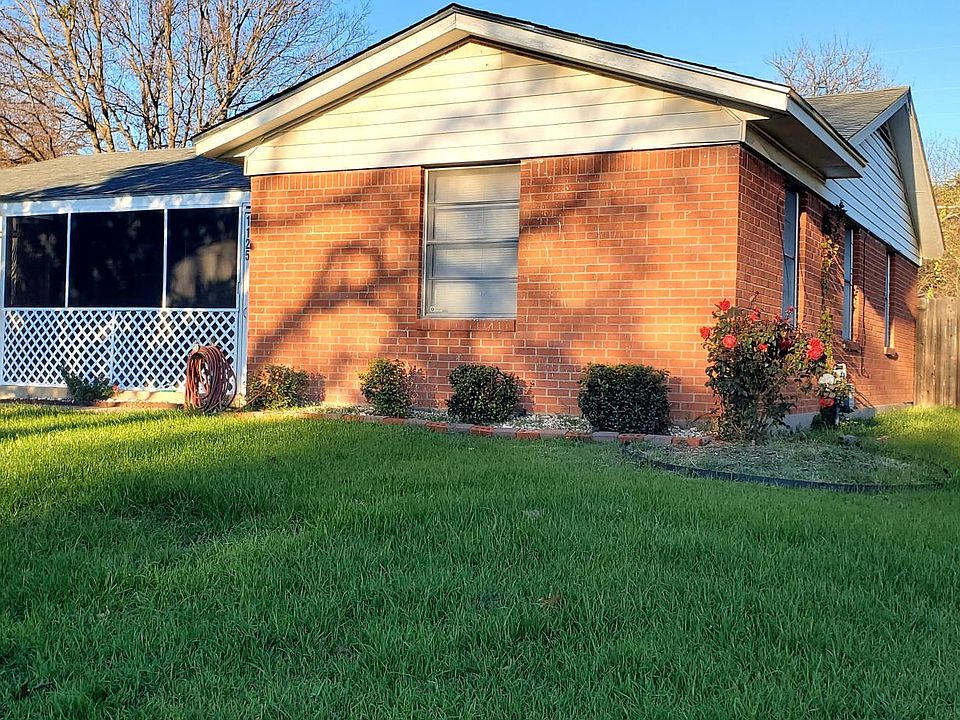 1st image of 1125 La Porte Dr