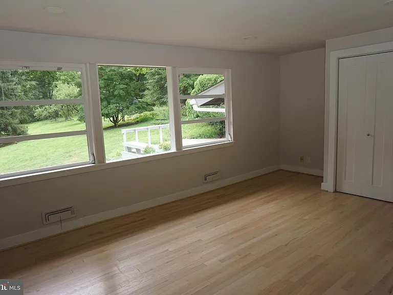 444 Garrison Forest Rd — Photo 6