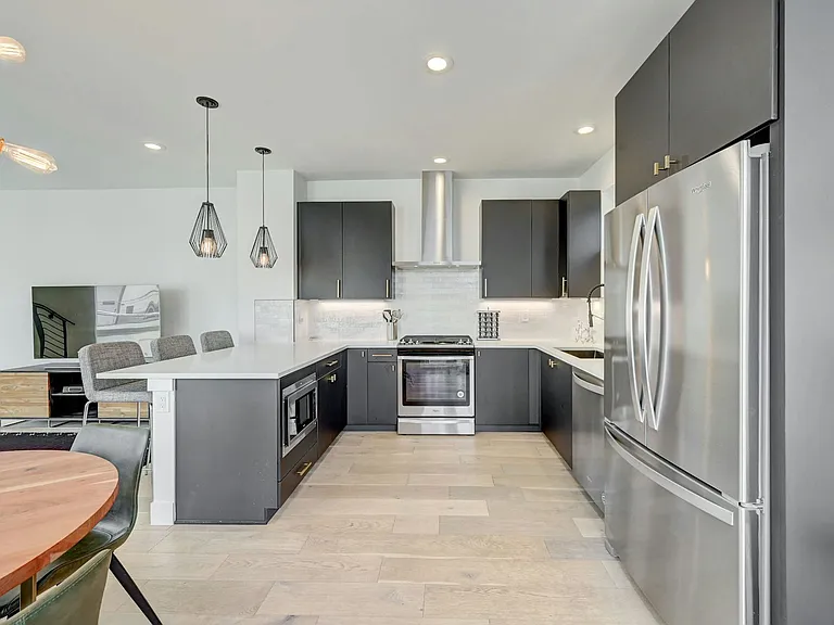3530 W Conejos Pl — Photo 4