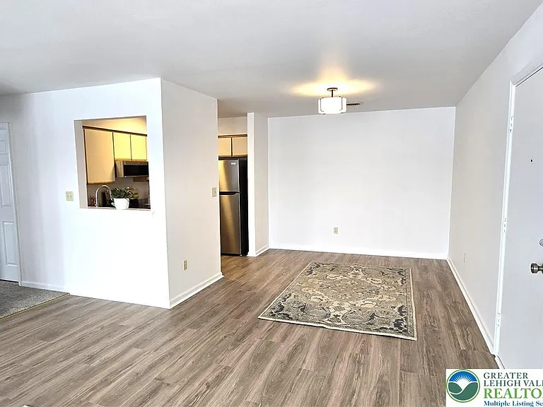 4747 Cheryl Dr — Photo 4