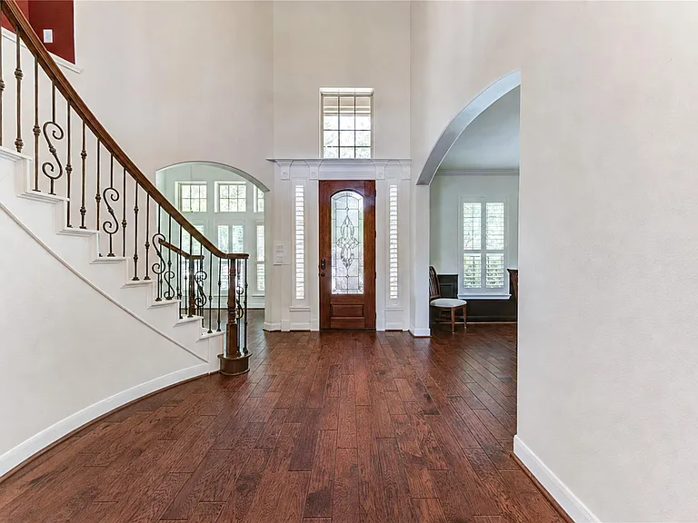 1335 Altavilla Ln — Photo 6