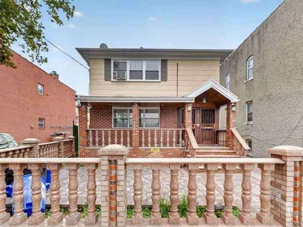 568 Autumn Avenue, Brooklyn, NY 11208