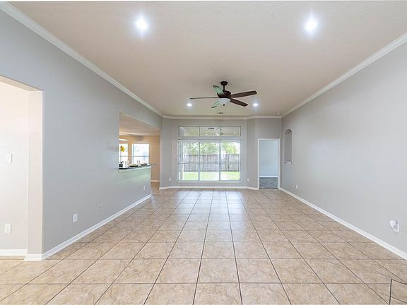5th image of 3902 Tulip Glen Ct