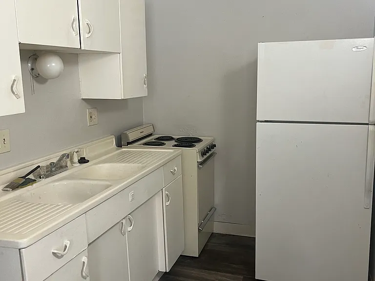 12000 E 14th Ave #4 — Photo 1