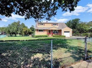 2 Carole Dr, Oakhurst, NJ 07755