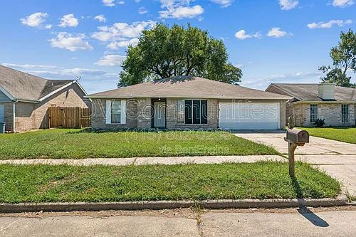 809 Willow Creek Dr Photo 1