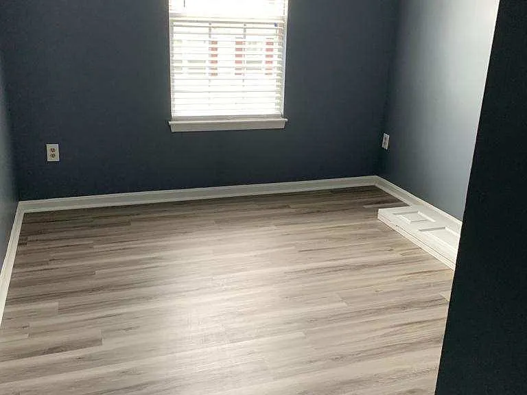 133 Royalty Cir #1 — Photo 2