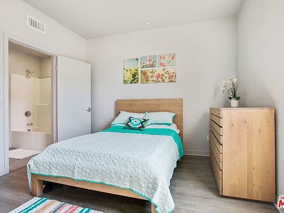3rd image of 3801 Eagle Rock Blvd #Unit 5
