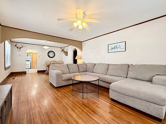 3rd image of 714 S Lafayette Ave