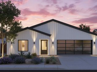27 W Palm St, Altadena, CA 91001