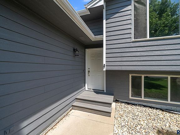 4th image of 5408 S Anthony Ave