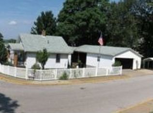 2703 Hartmetz Ave, Evansville, IN 47712