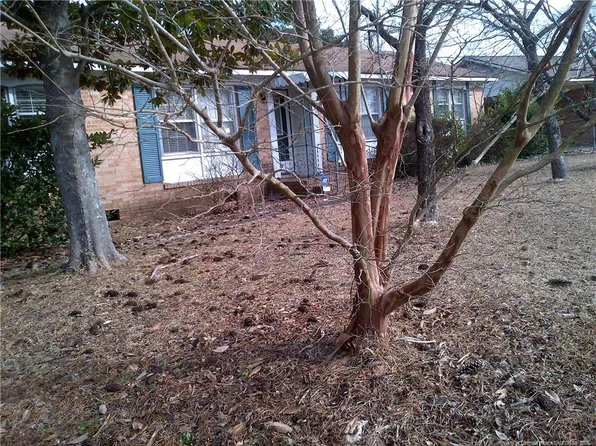 5702 Comstock Ct, Fayetteville, NC 28303