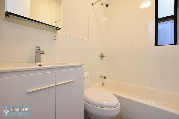 Rented by null | media 6