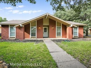 4309 Mayflower Dr, Garland, TX 75043