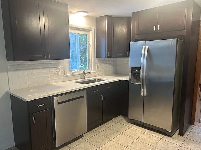 3 bed, 1800 sqft, $3,400 — Photo 3
