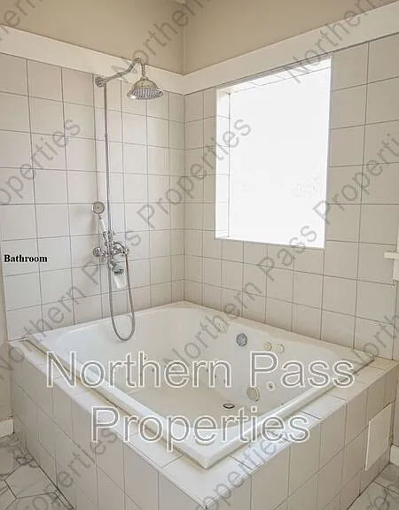 7600 Franklin Dr — Photo 20