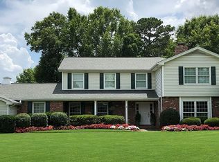 1809 Oakmont Dr, Dalton, GA 30720