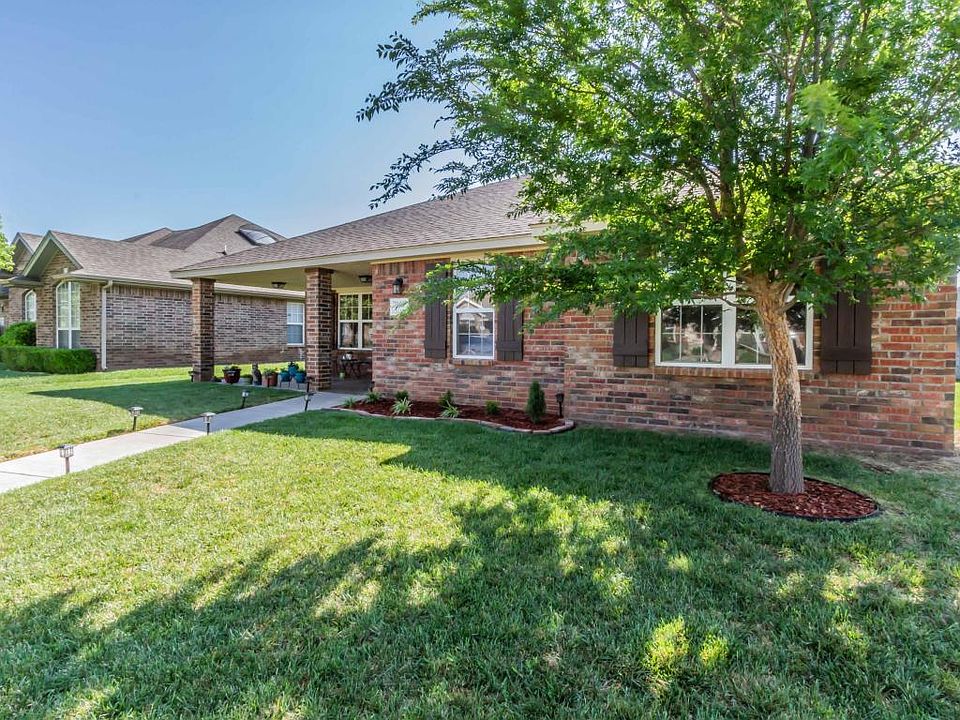 1st image of 7905 Littlerock Dr