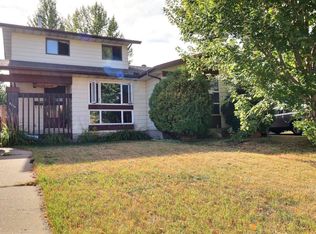 5315 39th Ave NW, Edmonton, AB T6L 1P3