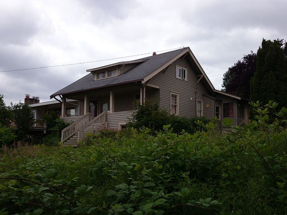 2nd image of 8327 36th Ave S