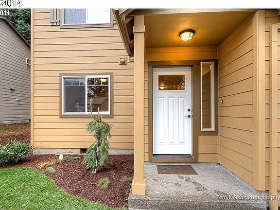 2nd image of 2717 NE 144th Ct