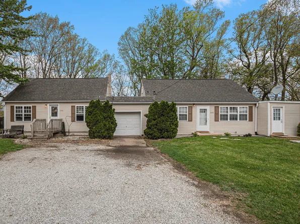 7270 Red Arrow Hwy #1-2, Stevensville, MI 49127