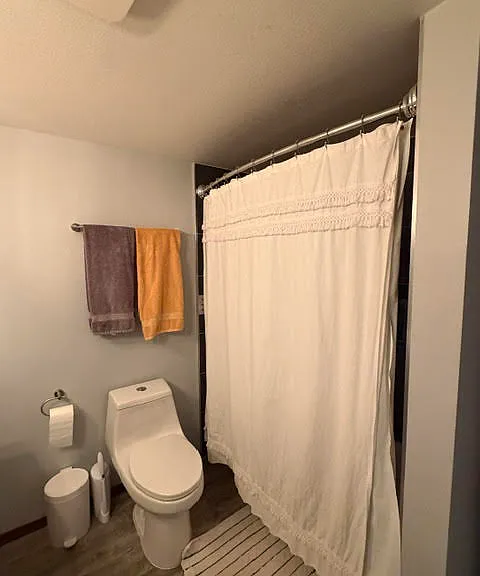 2600 N Valley View Rd #110 — Photo 8