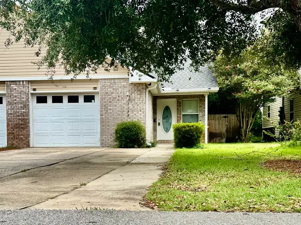 2155 Tom St, Navarre, FL 32566