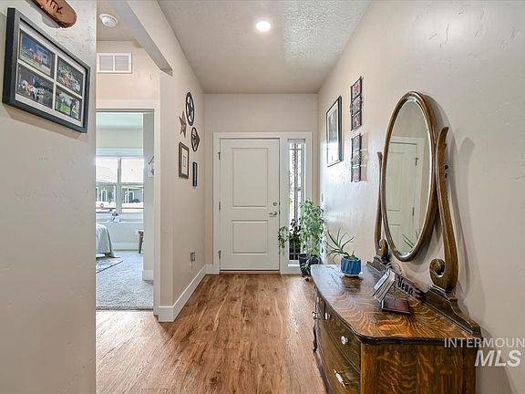 4th image of 3712 S Teakwood Dr