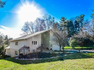 540 Stoner Rd, Clinton, OH 44216