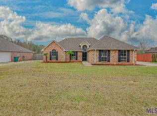 13218 Arnold Rd, Walker, LA 70785