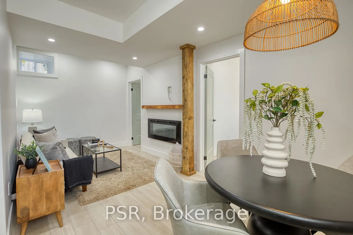 2 bed, $1,950 — Photo 1