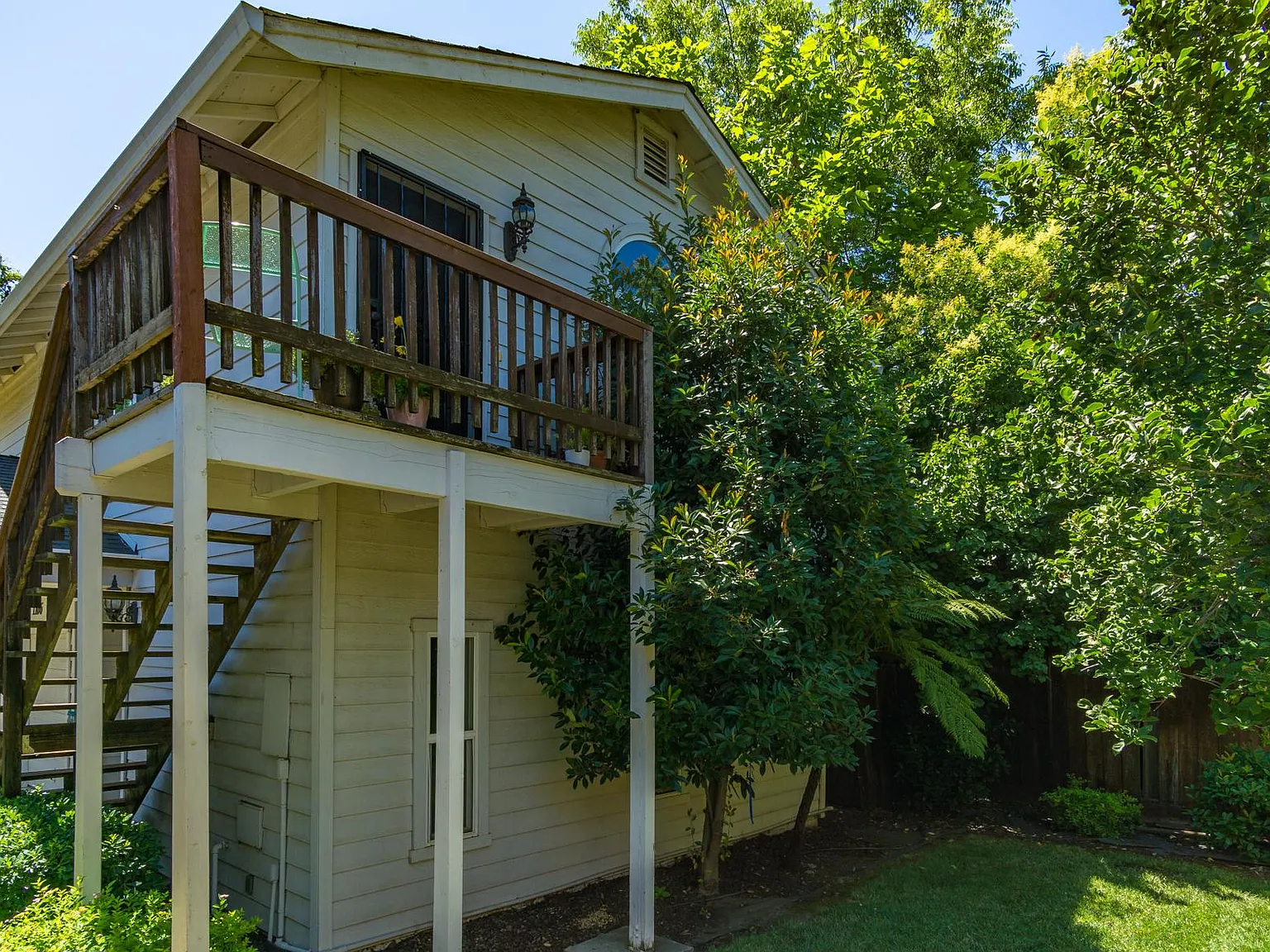 1 bed, 800 sqft, $1,700 — Photo 2