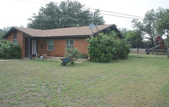 3rd image of 1505 Campa Dr