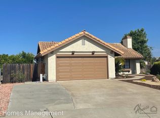 906 Homestead Pl, Escondido, CA 92026
