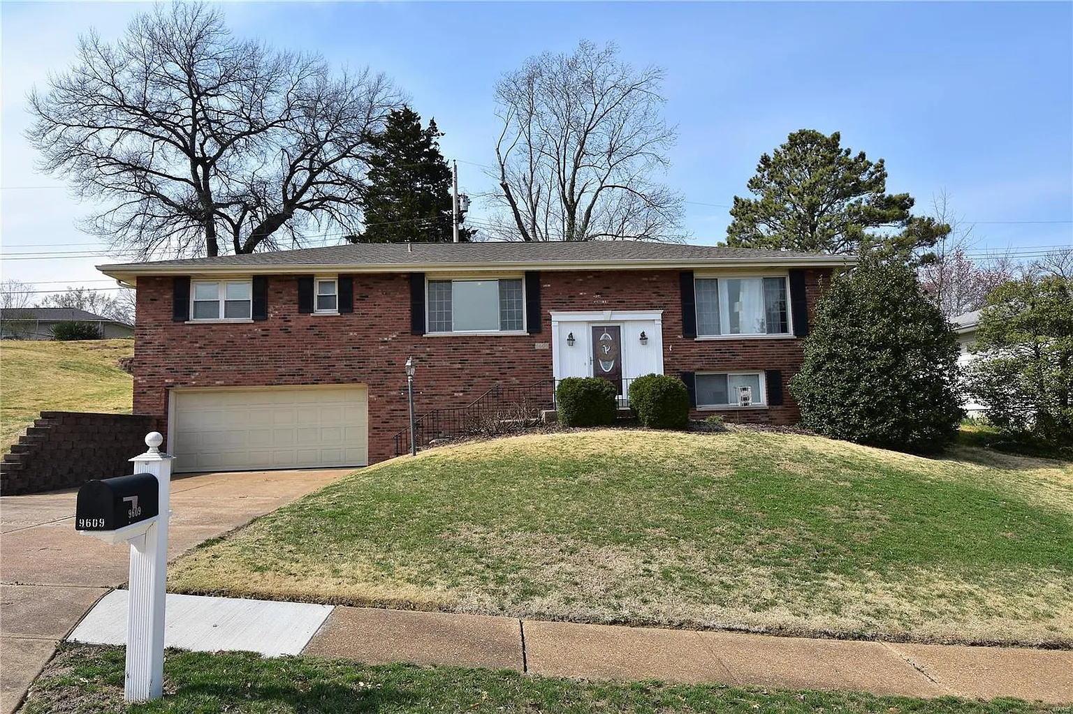 9609 Stylecrest Ct photo 1