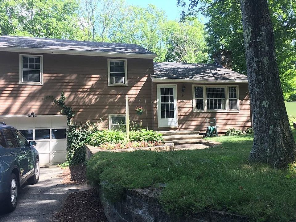1st image of 34 Westwood Dr