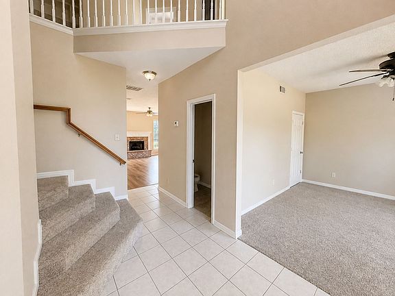 3rd image of 2815 Baze Rd